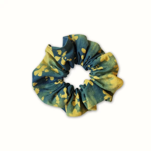 Chouchou tissu vert et motifs fleurs - batik