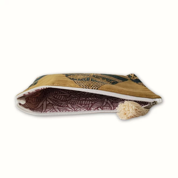 Pochette en tissu zippée et teinture naturelle jaune – Image 2