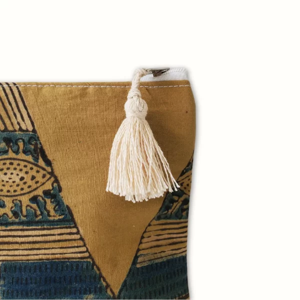 Pochette en tissu zippée et teinture naturelle jaune – Image 3