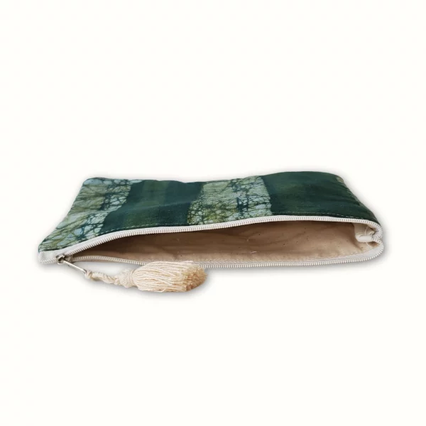 Pochette en tissu zippée et teinture naturelle vert rayure – Image 2