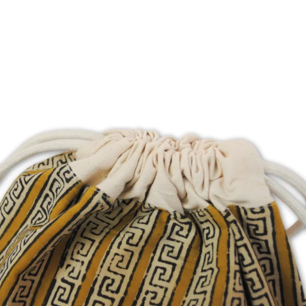 Sac à dos en toile léger jaune géo 40x30 cm – Image 2
