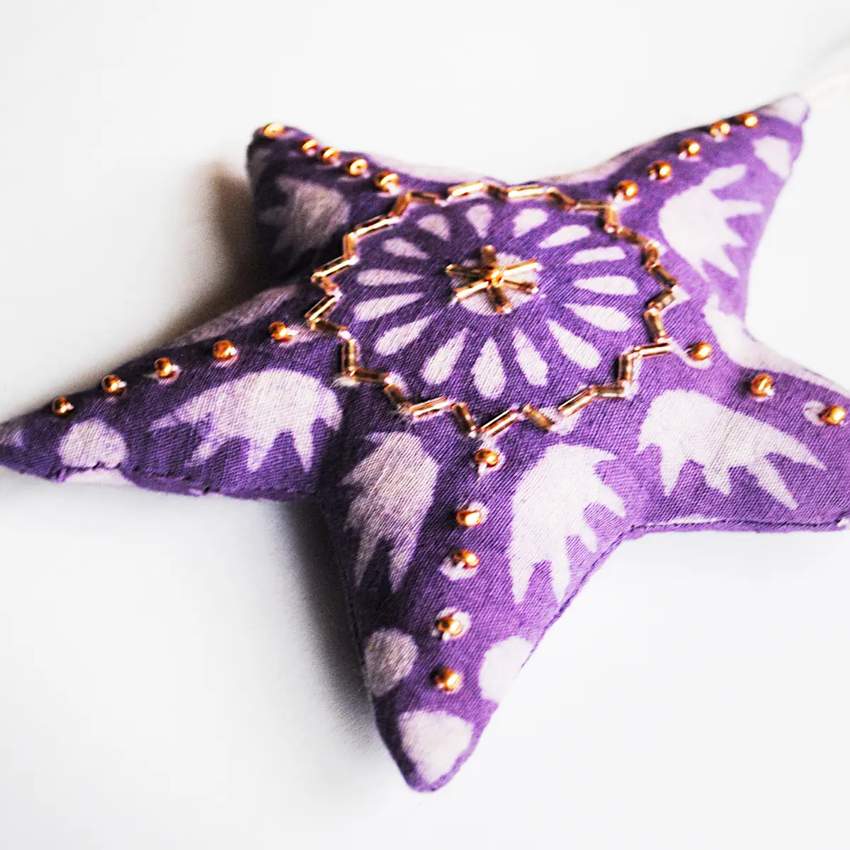 Étoile de Noël violette 15x15 cm – Image 2