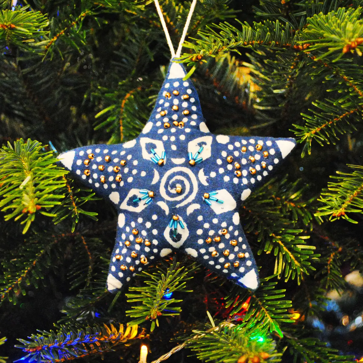 Étoile de Noël bleue Indigo 15x15 cm