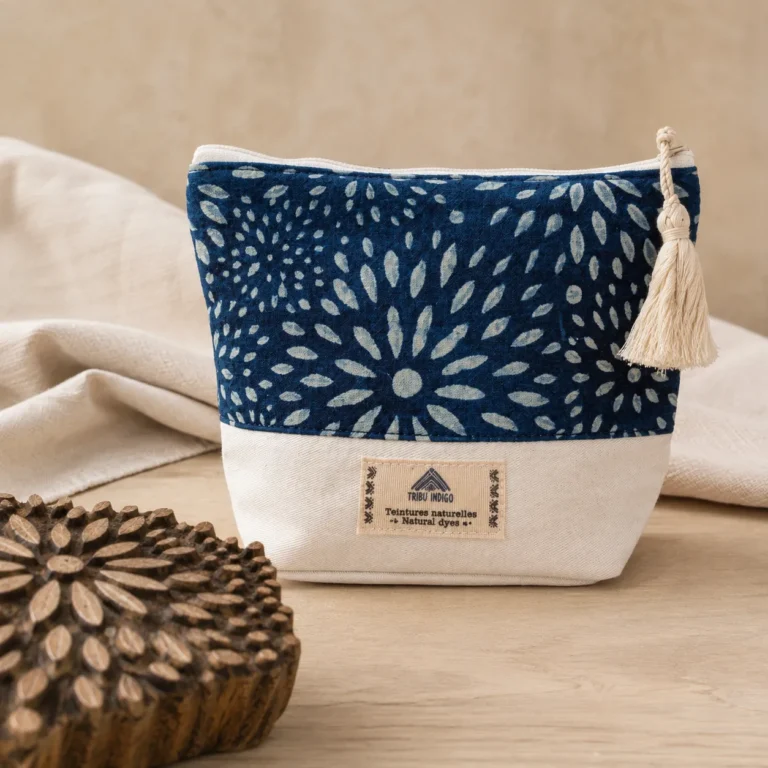 Petite pochette en tissu bleu 18×15 cm