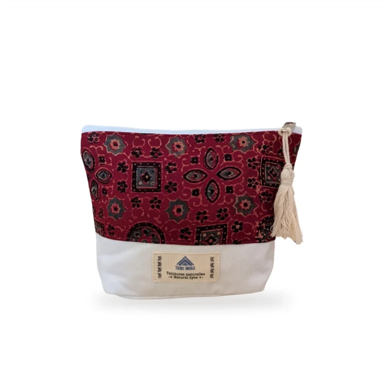 Pochette en tissu bordeaux motif carreaux moyenne