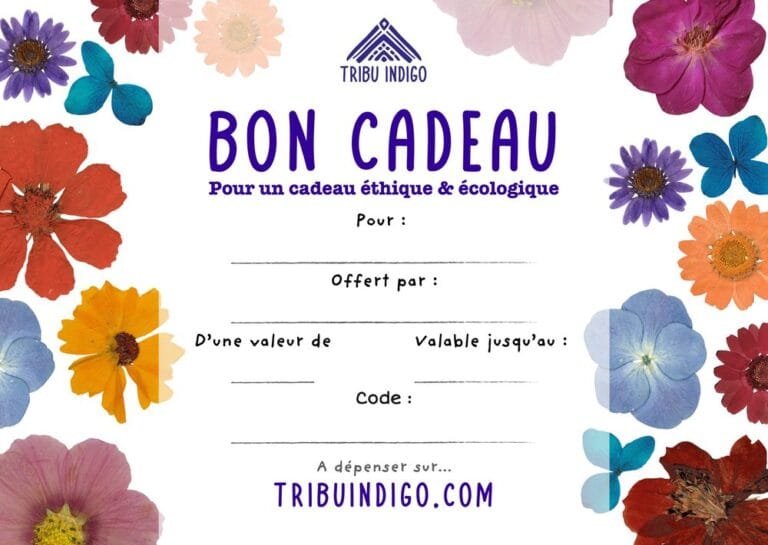 Bon cadeau Tribu Indigo entouré de fleurs pressées