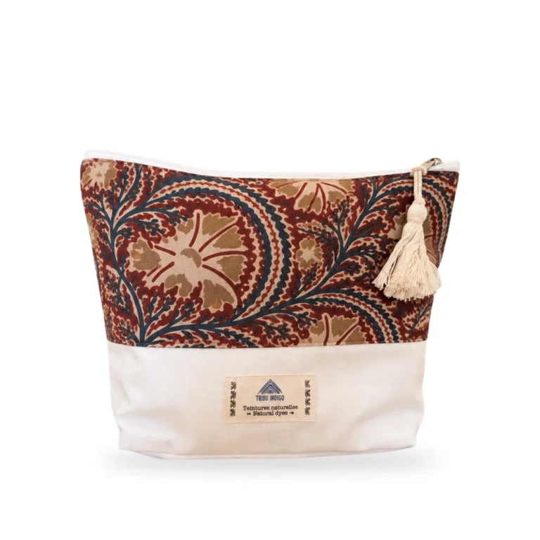 Pochette en tissu marron et bleu motif arabesques
